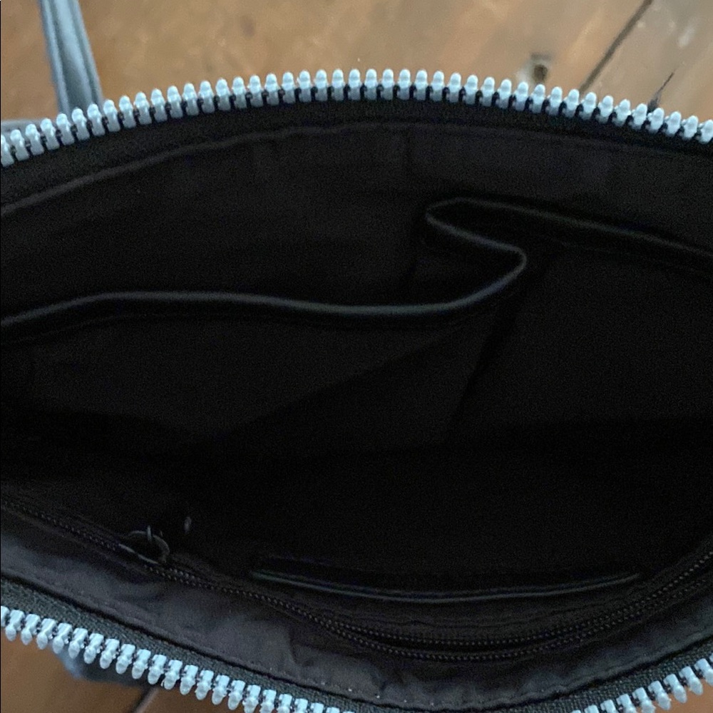 Nine West Black and Gray Crossbody Bag EUC - Picture 6 of 6